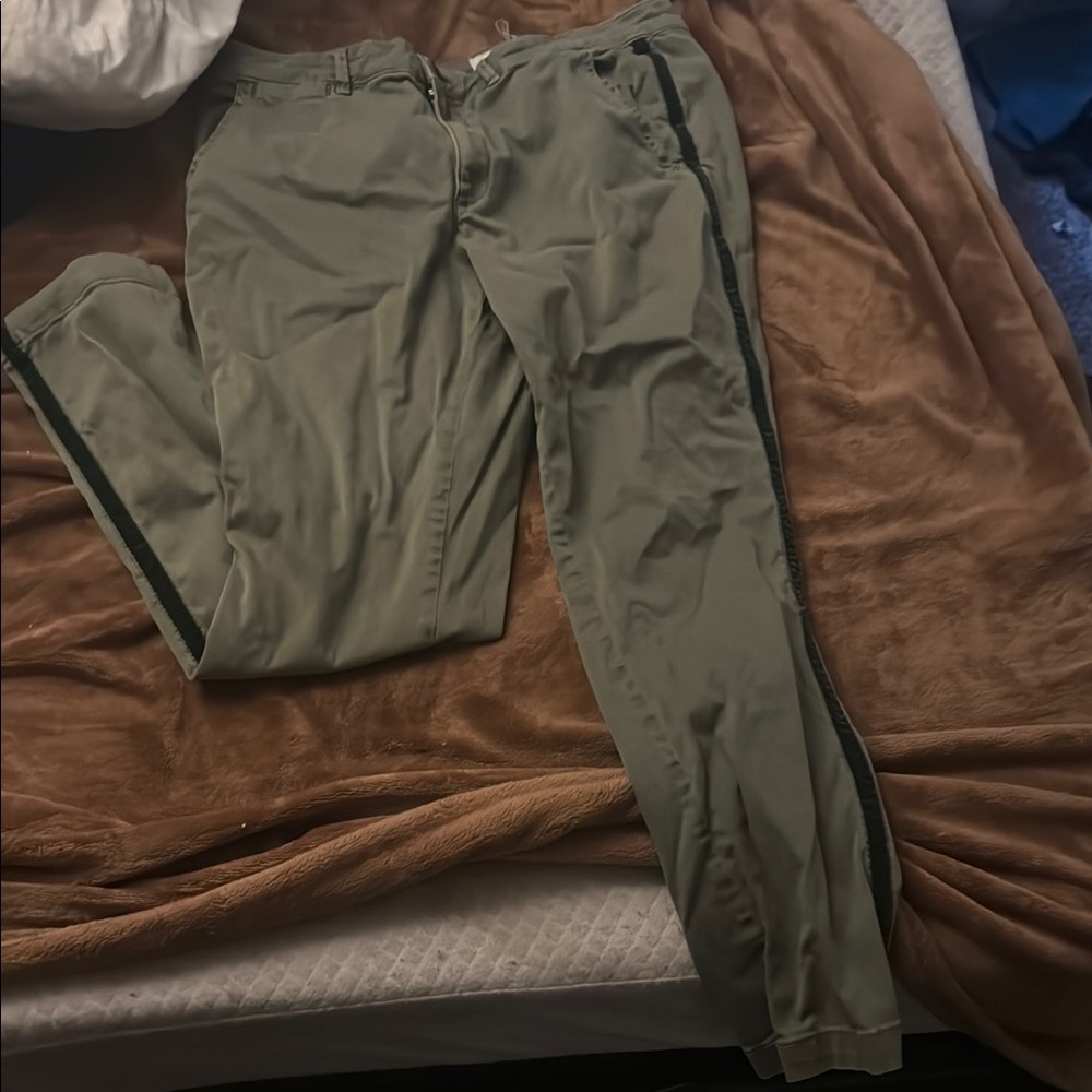 Men's Olive Green Pants